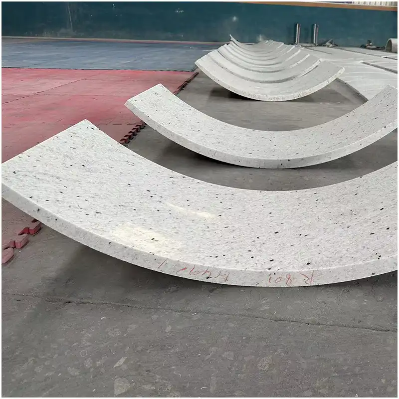 Granito Branco e Inox: Cozinhas Industriais com um Toque Clean - ideia